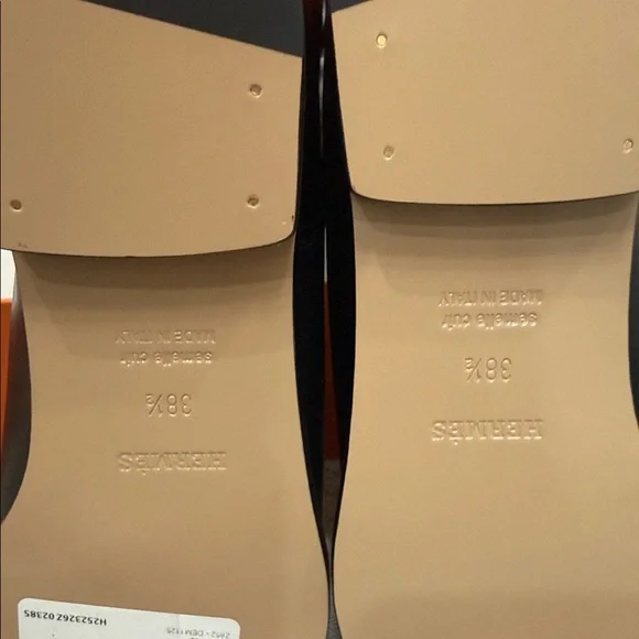 Hermes Lizzy Jumping Black Over the Knee Boots - Picture 3 of 5